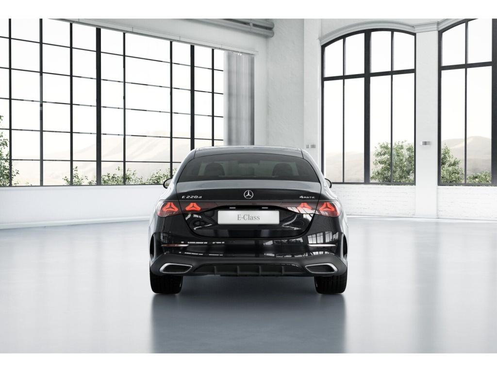 Mercedes-Benz E 220 2026 г. Чёрный, пробег 9081 км