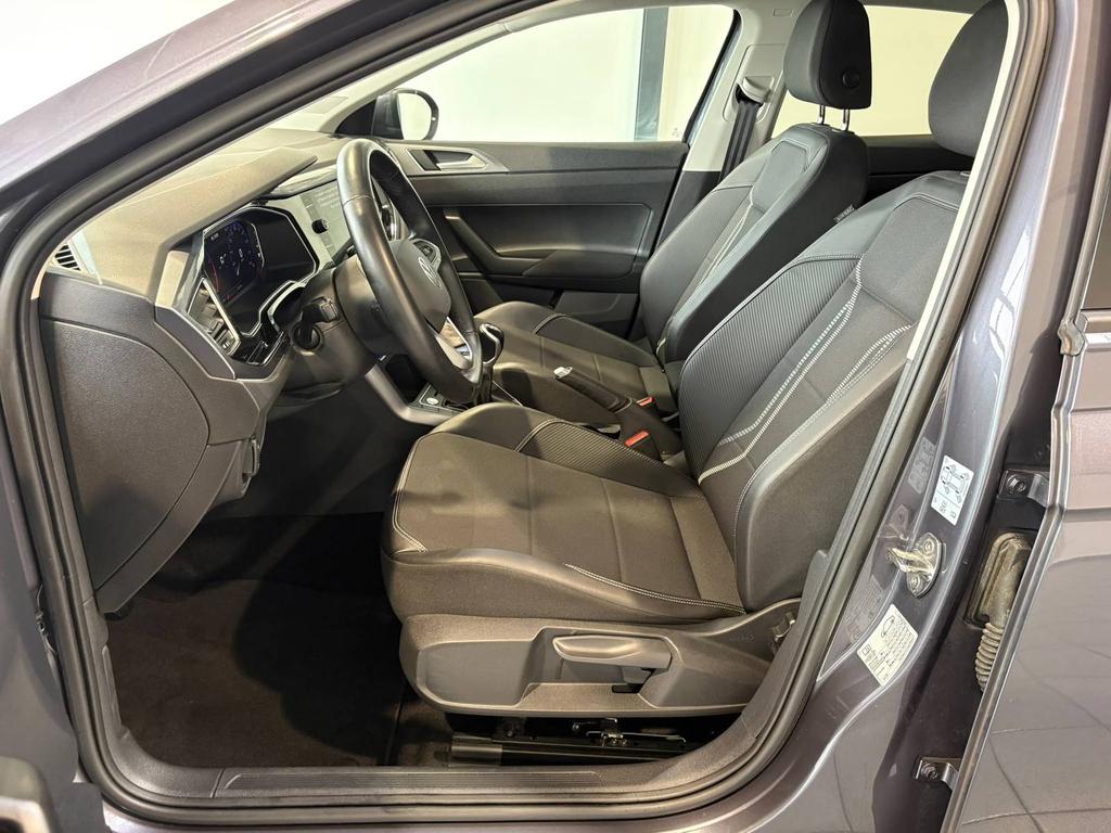 Volkswagen Taigo 2022 г. Серый, пробег 25194 км