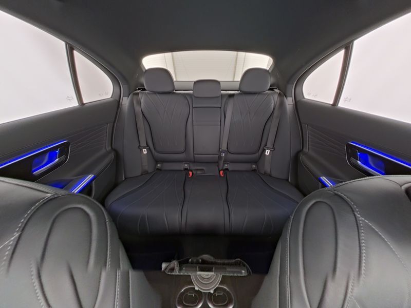Mercedes-Benz C 180 2025 г. Чёрный, пробег 28300 км