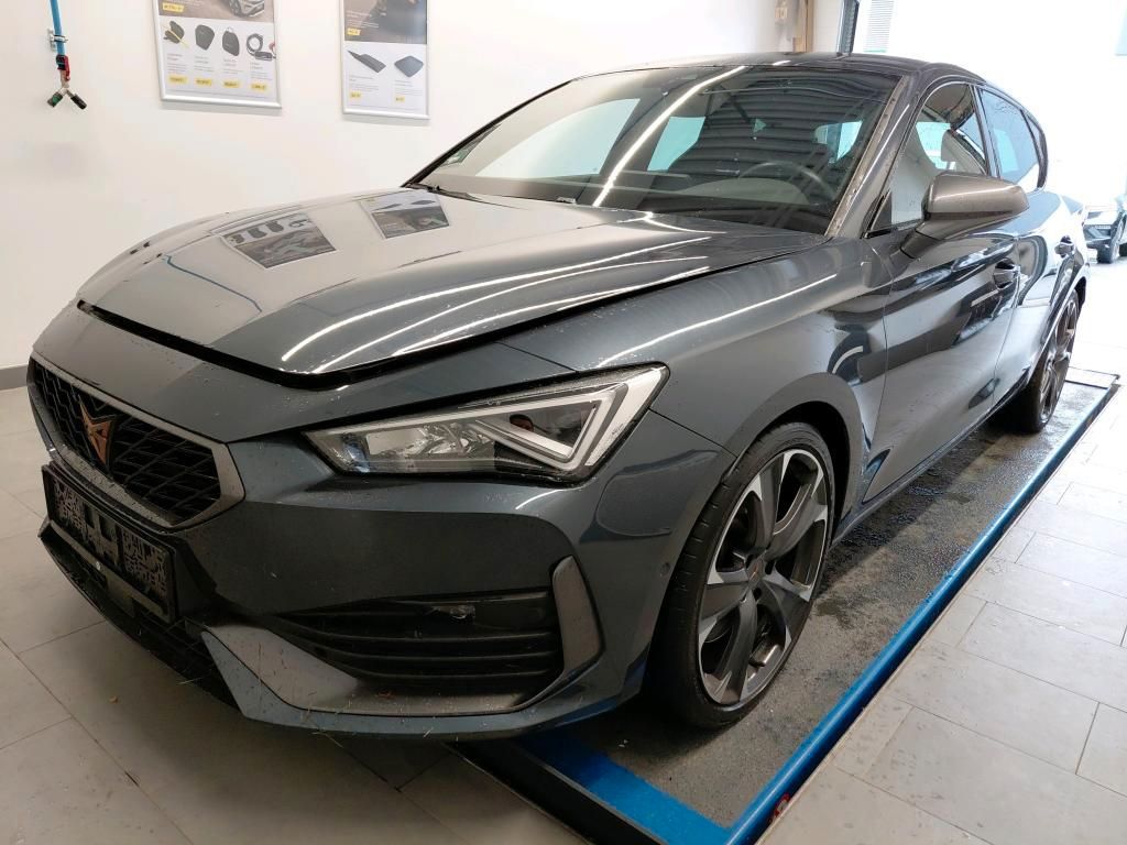 Cupra Leon 2023 г. Серый, пробег 38899 км