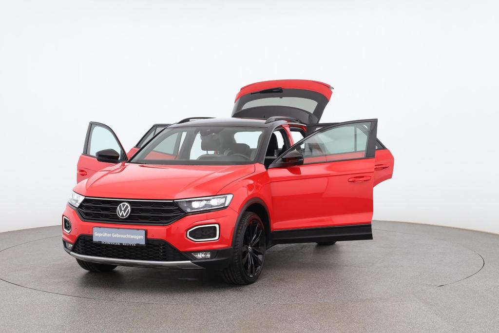 Volkswagen T-Roc 2022 г. Красный, пробег 31780 км