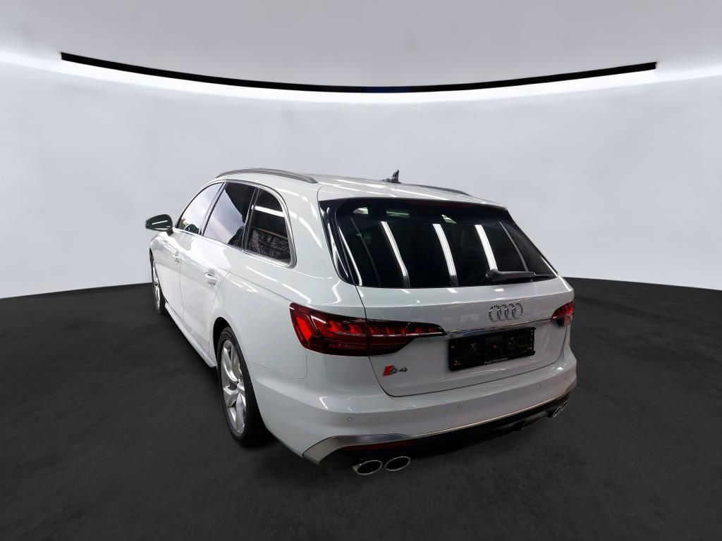 Audi S4 2023 г. Белый, пробег 58633 км
