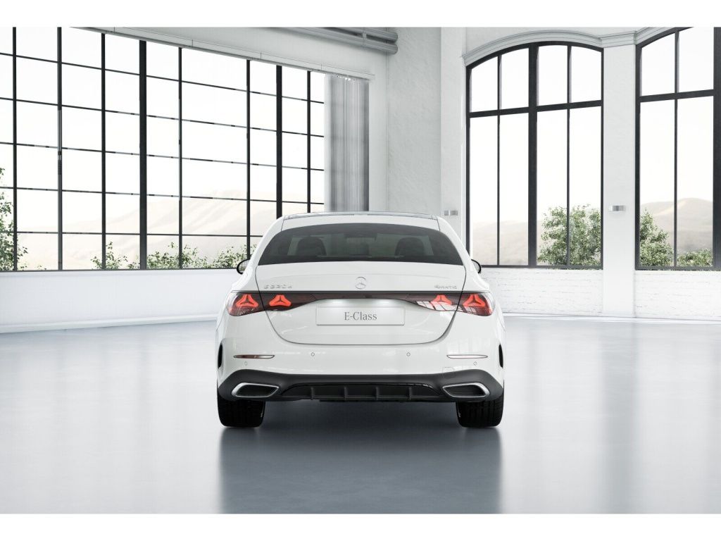 Mercedes-Benz E 220 2025 г. Белый, пробег 18662 км