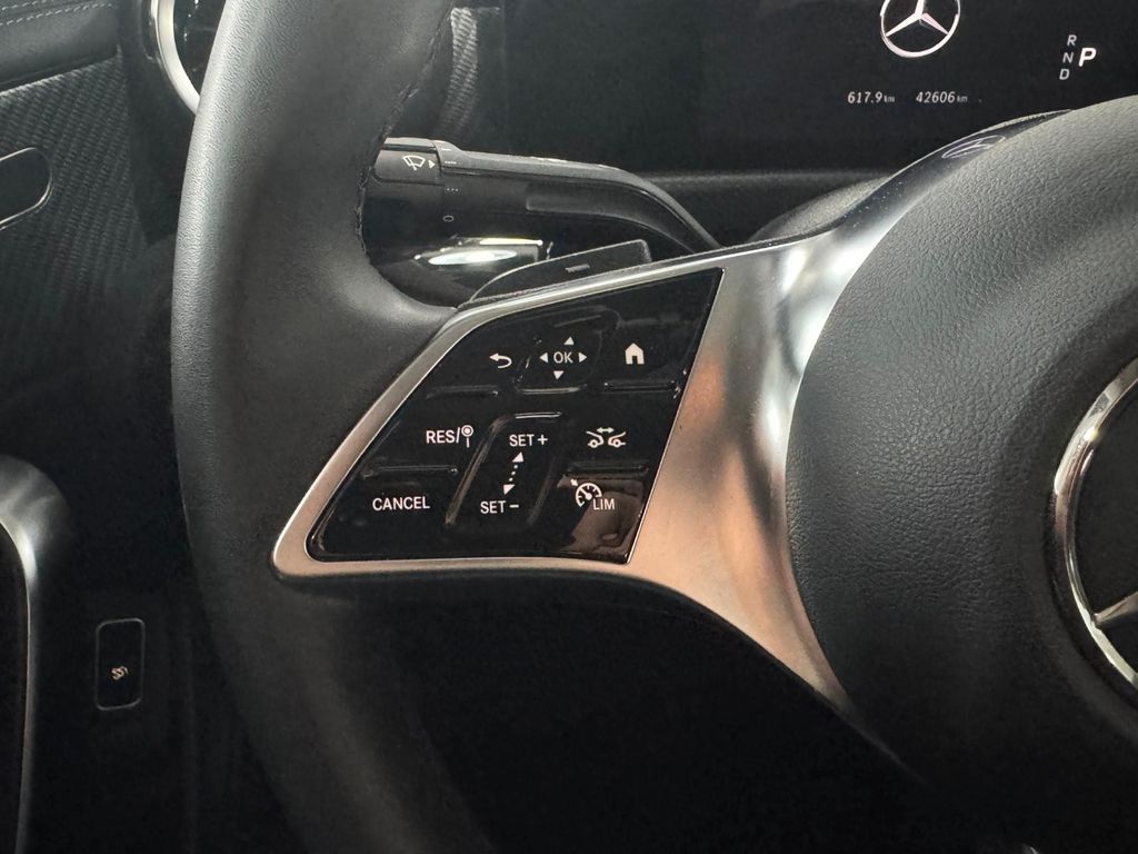 Mercedes-Benz CLA 200 2024 г. Синий, пробег 42000 км