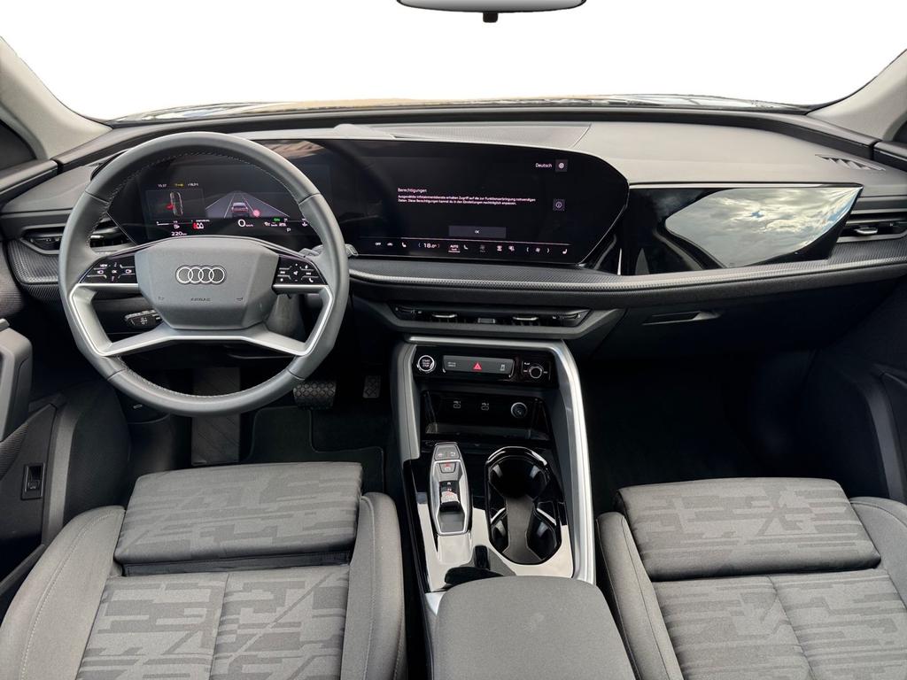 Audi Q5 2025 г. Синий, пробег 21166 км