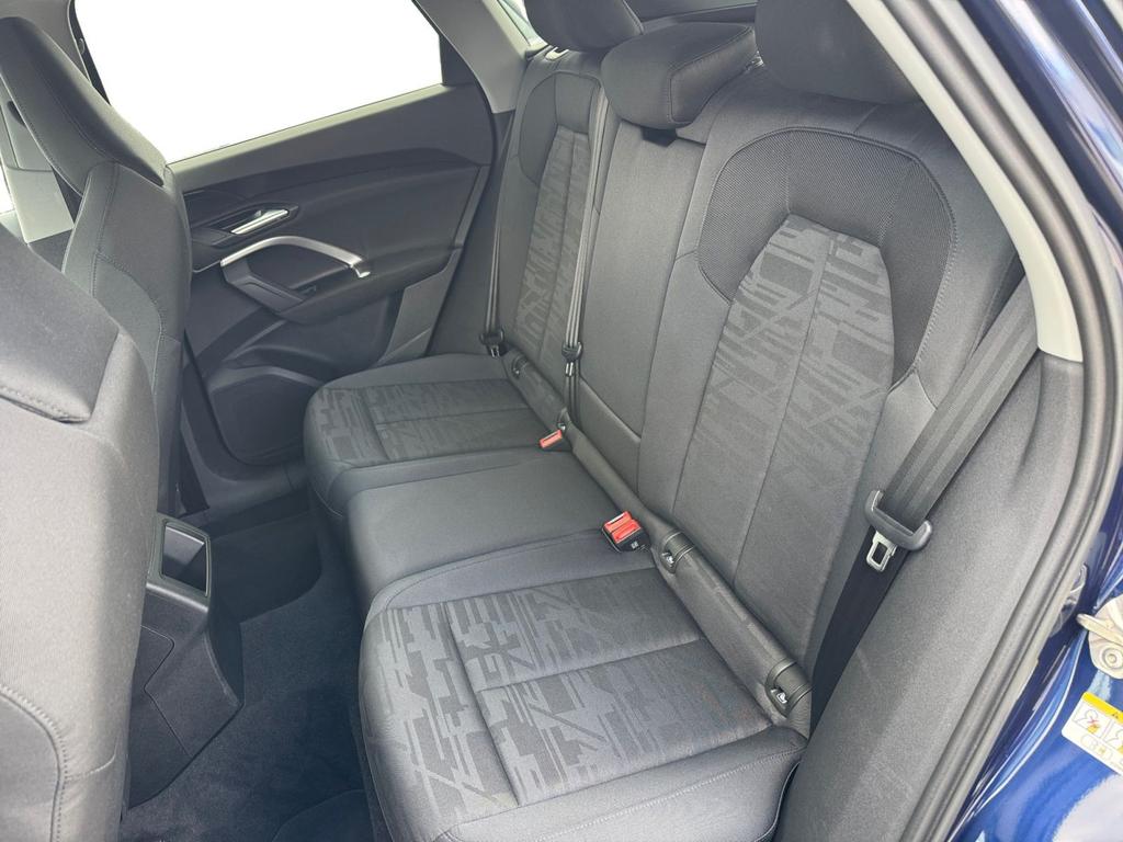 Audi Q5 2025 г. Синий, пробег 21166 км