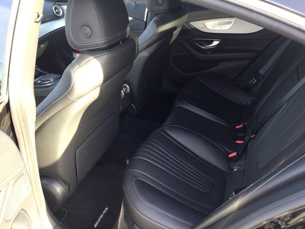 Mercedes-Benz CLS 300 2022 г. Чёрный, пробег 57657 км