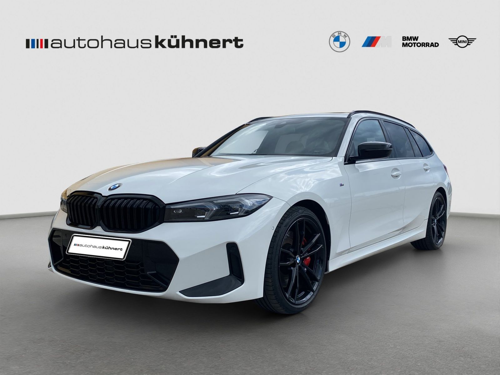 BMW 330 2023 г. Белый, пробег 43763 км