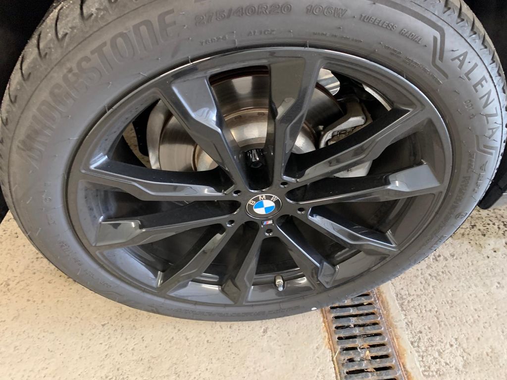 BMW X4 2025 г. Чёрный, пробег 41555 км