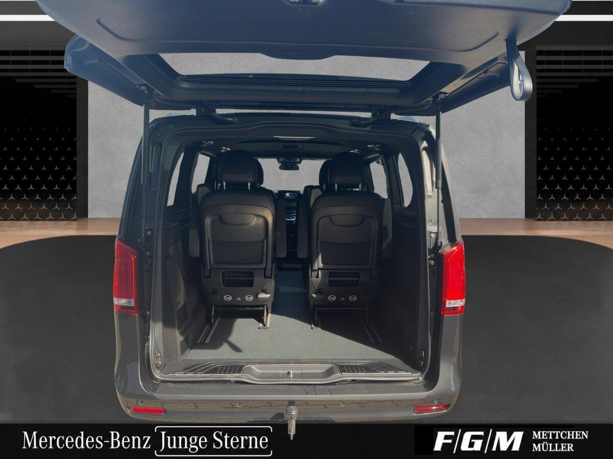 Mercedes-Benz V 300 2023 г. Серый, пробег 55102 км