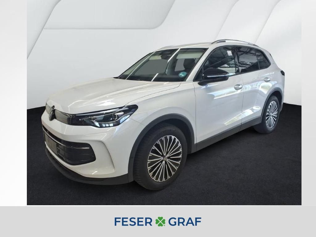 Volkswagen Tiguan 2026 г. Белый, пробег 25990 км
