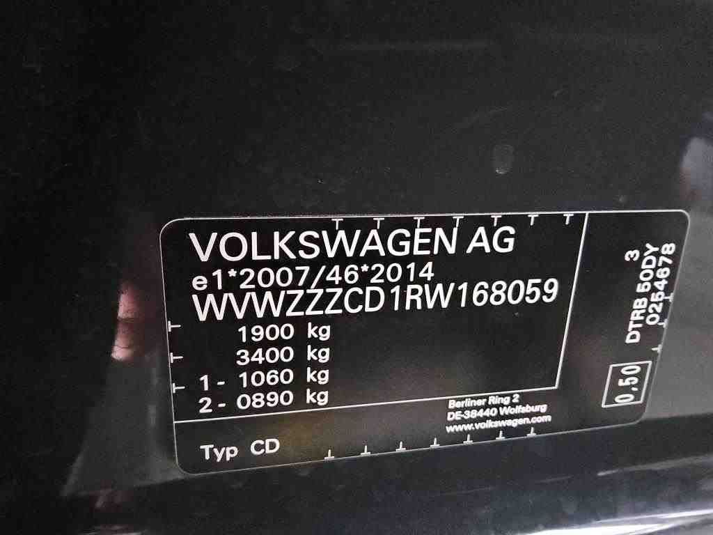 Volkswagen Golf 2024 г. Серый, пробег 21958 км
