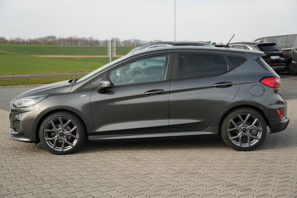 Ford Fiesta 2022 г. Серый, пробег 55381 км