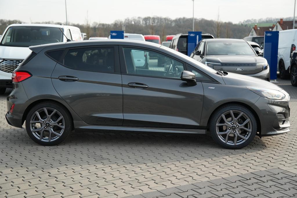 Ford Fiesta 2022 г. Серый, пробег 55381 км