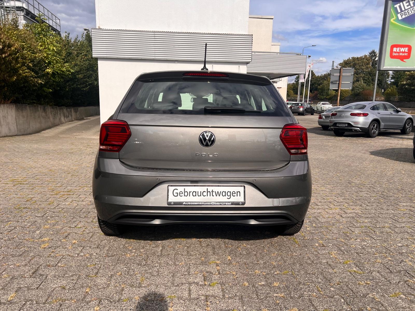 Volkswagen Polo 2021 г. Серый, пробег 28400 км