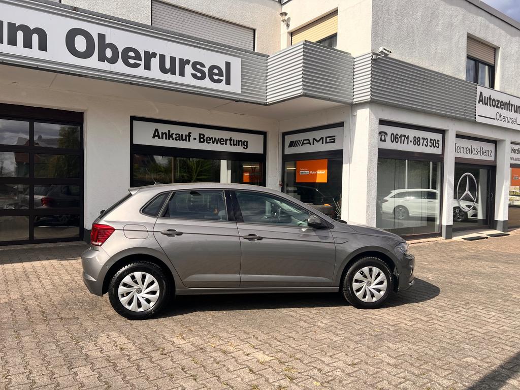Volkswagen Polo 2021 г. Серый, пробег 28400 км
