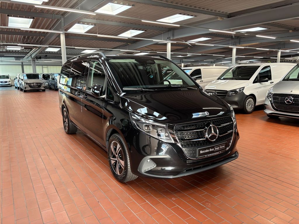 Mercedes-Benz V 250 2025 г. Чёрный, пробег 26700 км