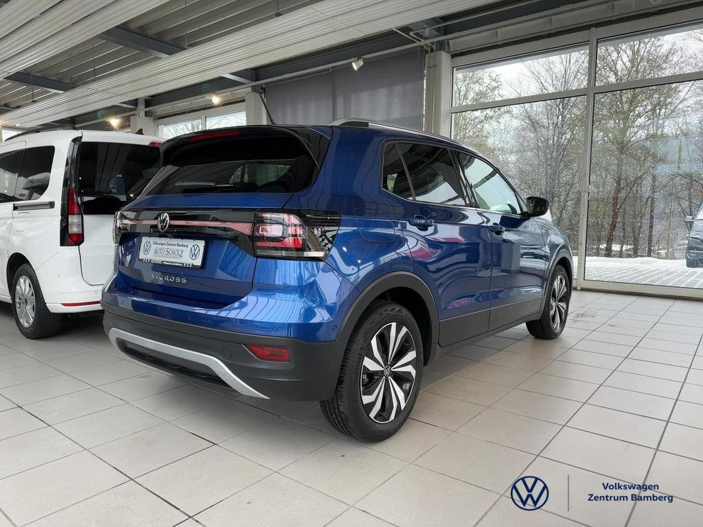 Volkswagen T-Cross 2024 г. Синий, пробег 42000 км