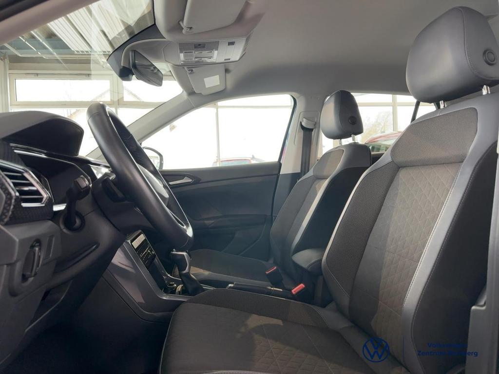 Volkswagen T-Cross 2024 г. Синий, пробег 42000 км