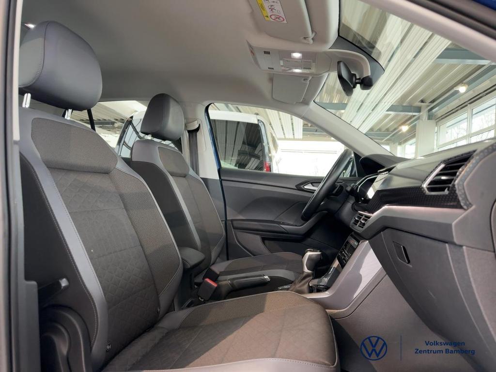 Volkswagen T-Cross 2024 г. Синий, пробег 42000 км
