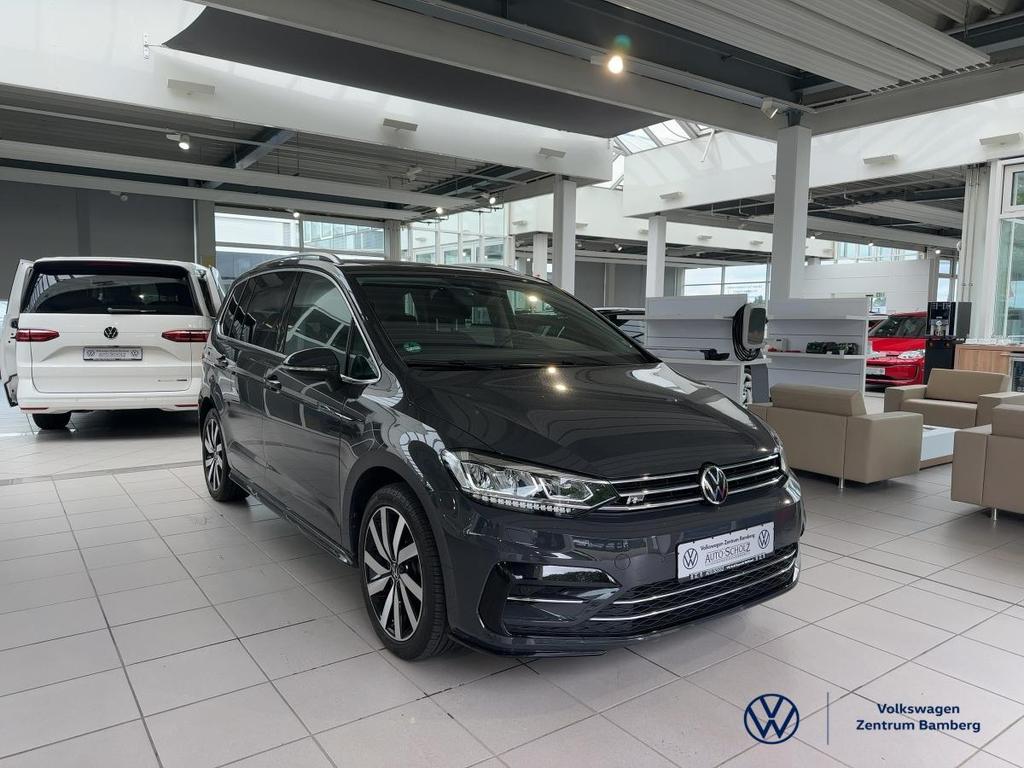 Volkswagen Touran 2022 г. Серый, пробег 57750 км