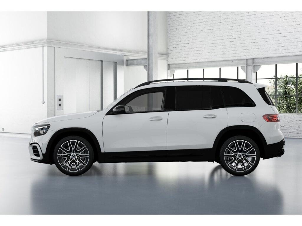Mercedes-Benz GLB 220 2026 г. Белый, пробег 8225 км