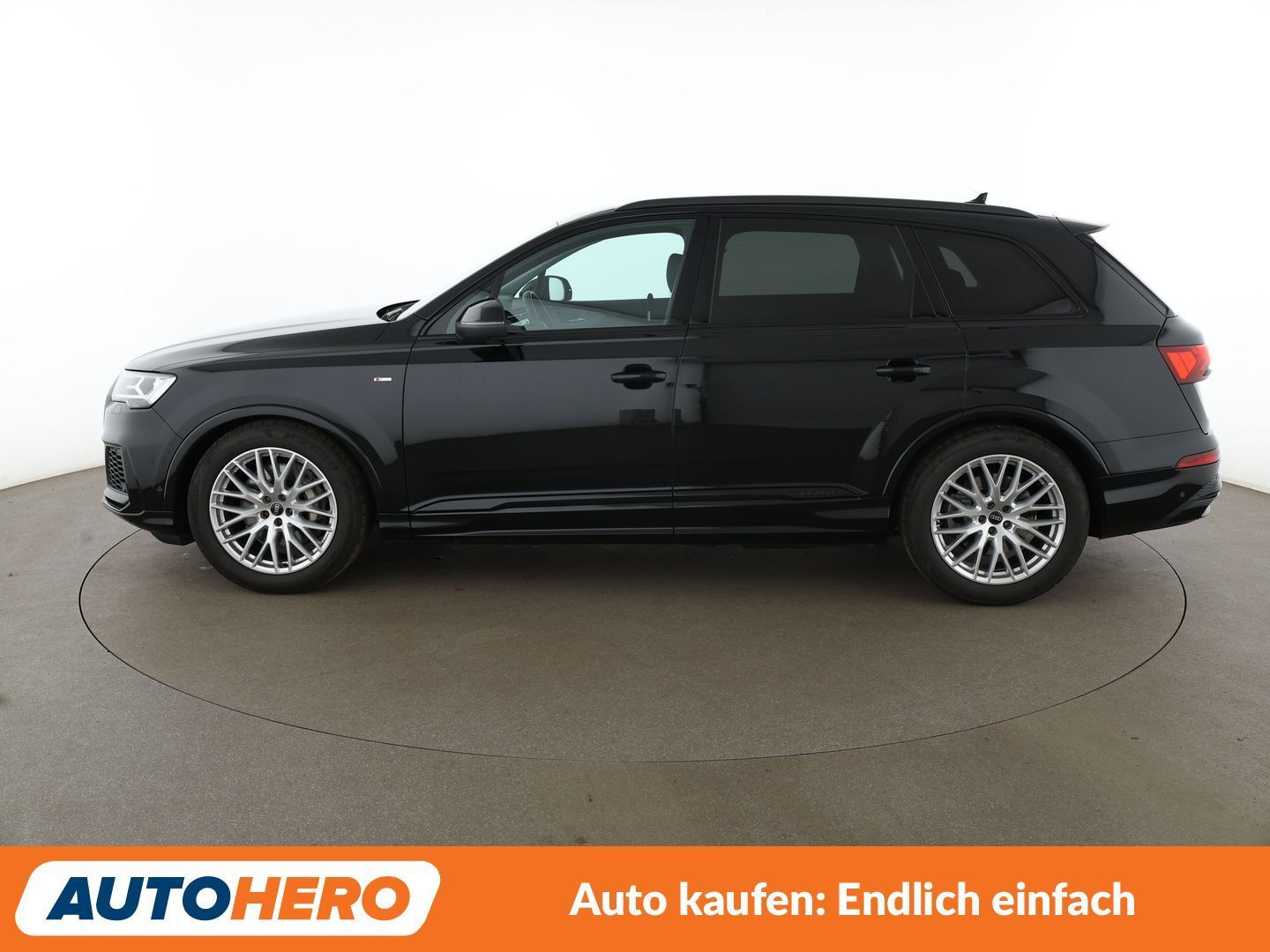 Audi Q7 2023 г. Чёрный, пробег 36003 км