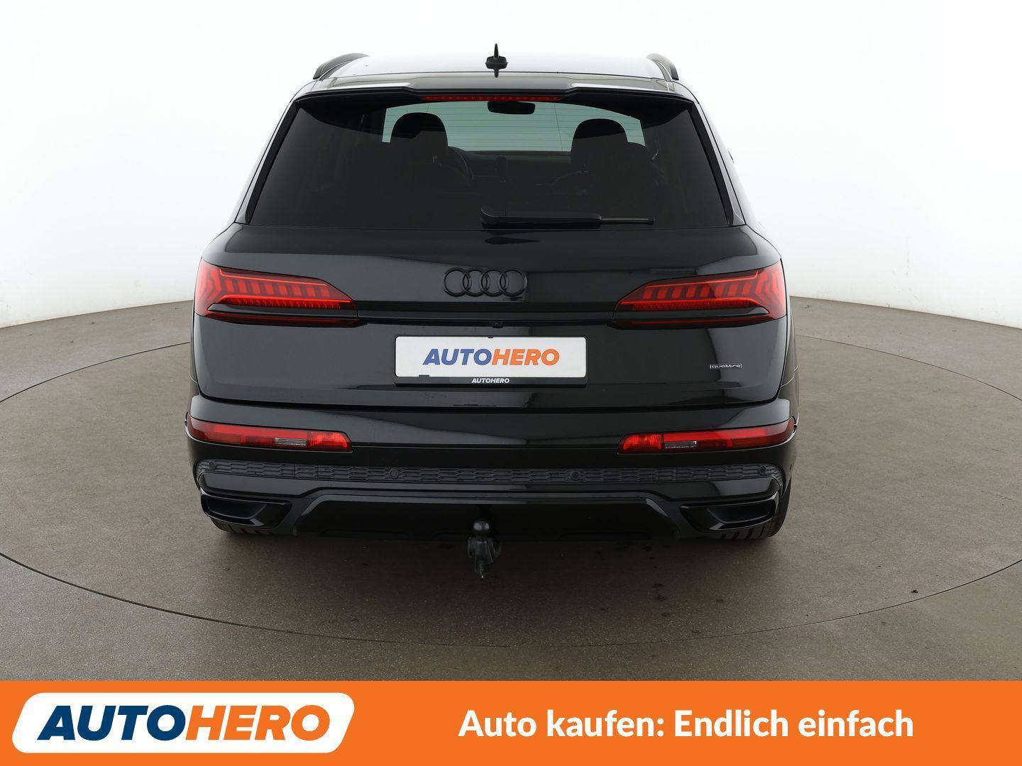 Audi Q7 2023 г. Чёрный, пробег 36003 км