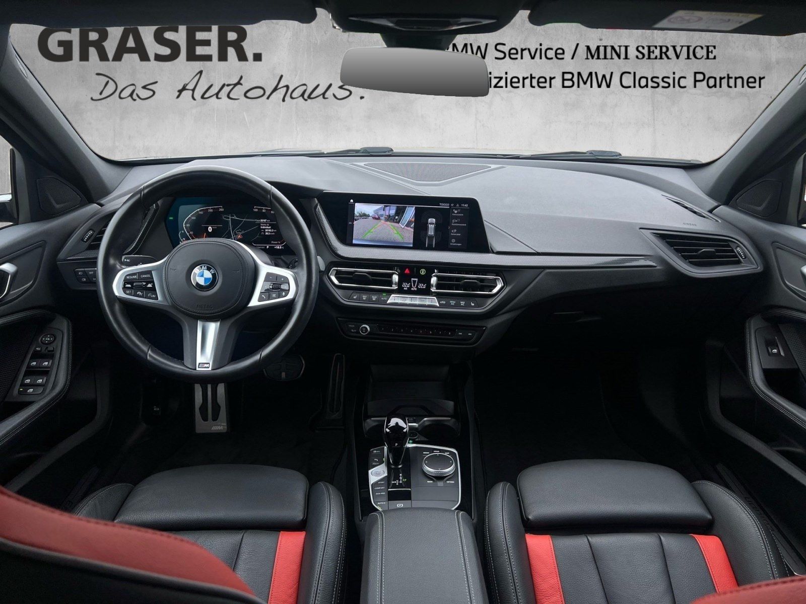 BMW 118 2022 г. Серебристый, пробег 20200 км