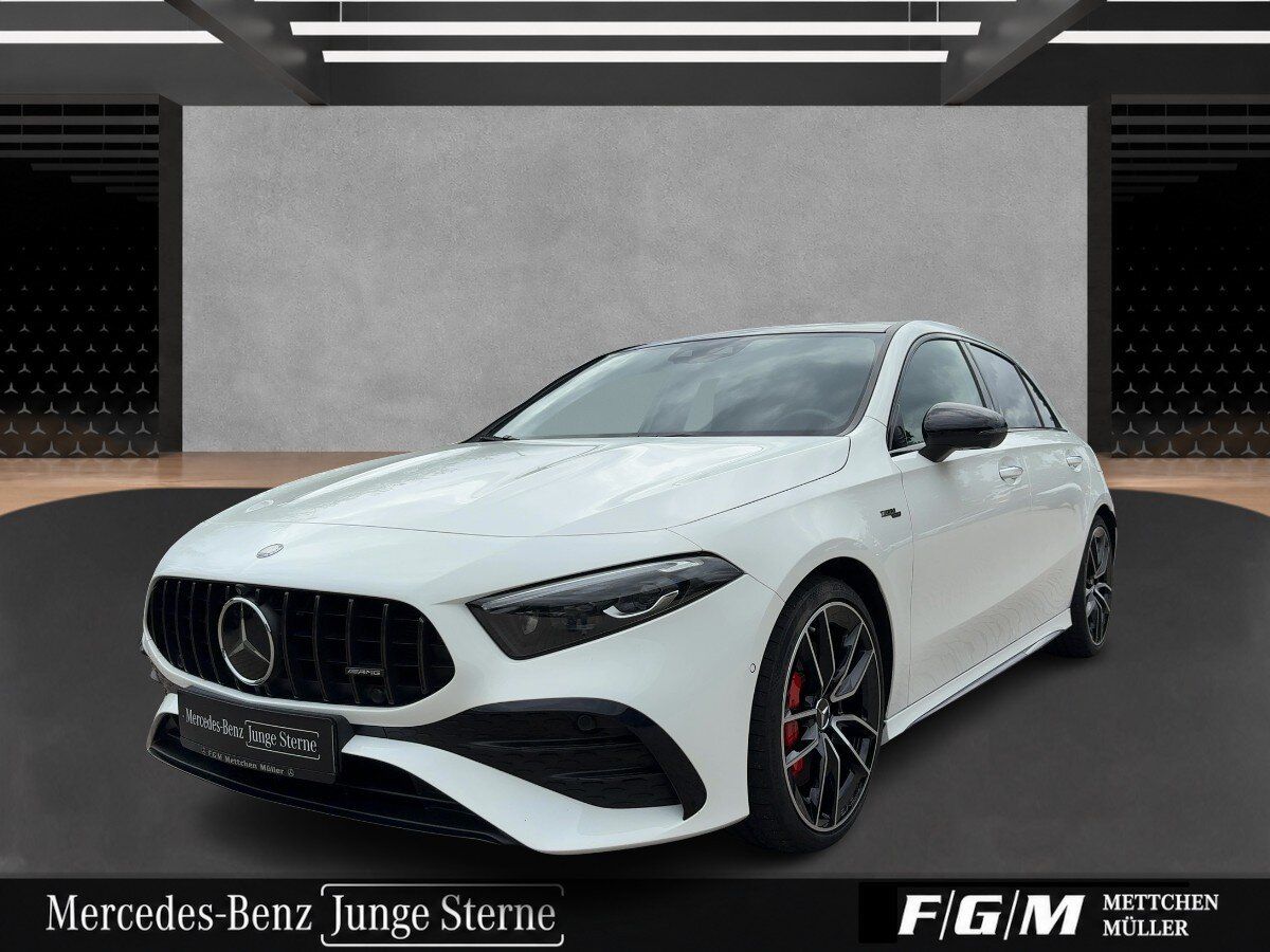 Mercedes-Benz A 35 AMG 2023 г. Белый, пробег 57112 км
