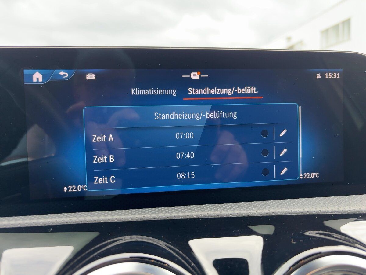 Mercedes-Benz A 35 AMG 2023 г. Белый, пробег 57112 км