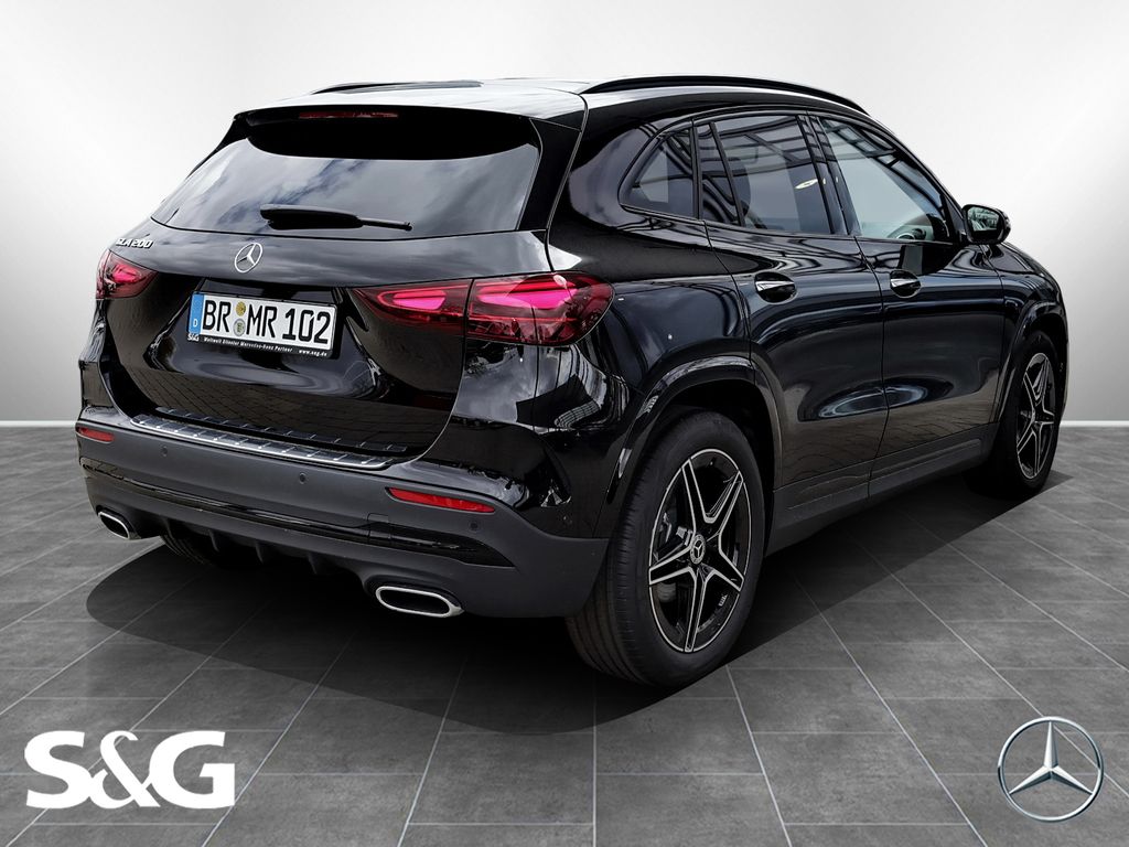 Mercedes-Benz GLA 200 2026 г. Чёрный, пробег 10000 км
