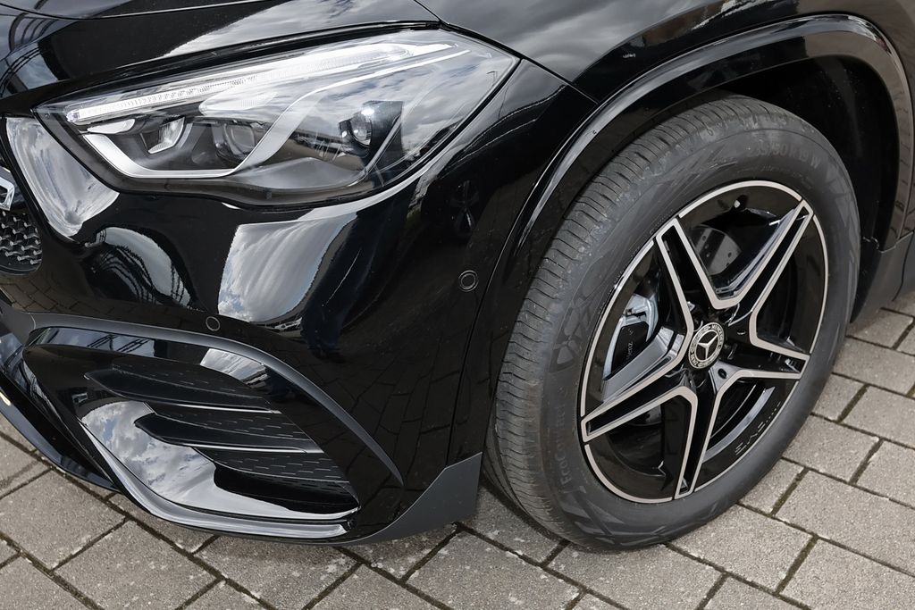 Mercedes-Benz GLA 200 2026 г. Чёрный, пробег 10000 км