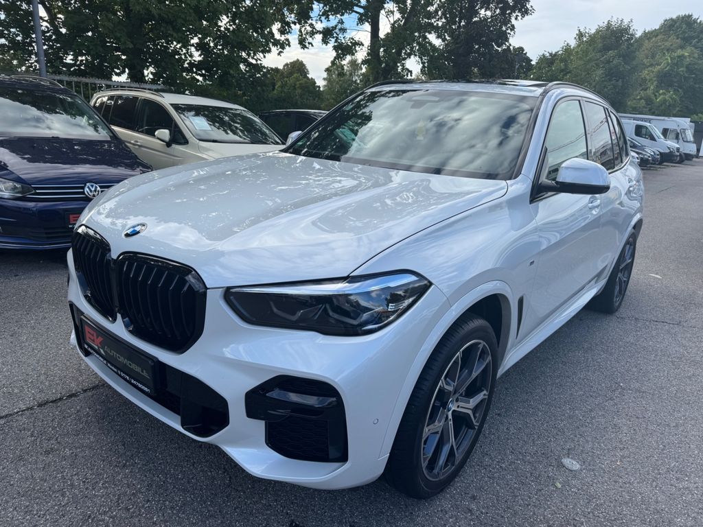 BMW X5 2024 г. Белый, пробег 41700 км