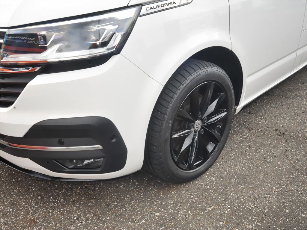 Volkswagen T6 CALIFORNIA 2023 г. Белый, пробег 49242 км