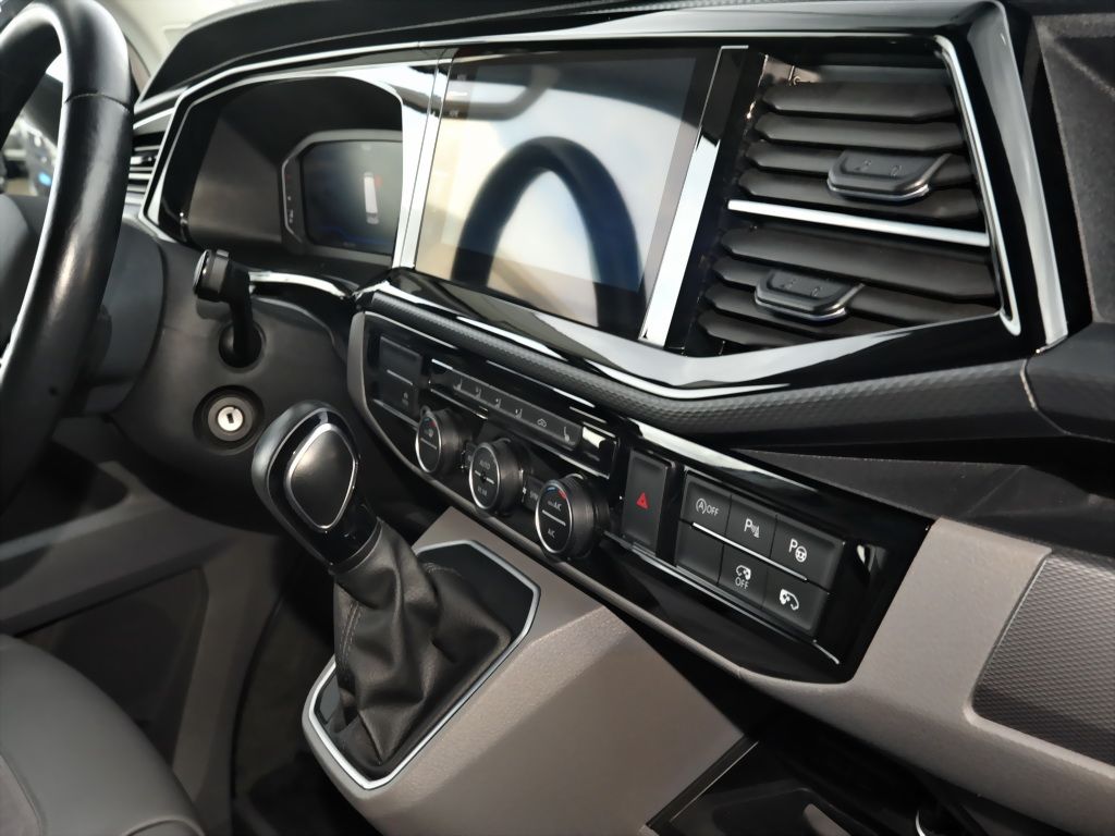 Volkswagen T6 CALIFORNIA 2023 г. Белый, пробег 49242 км