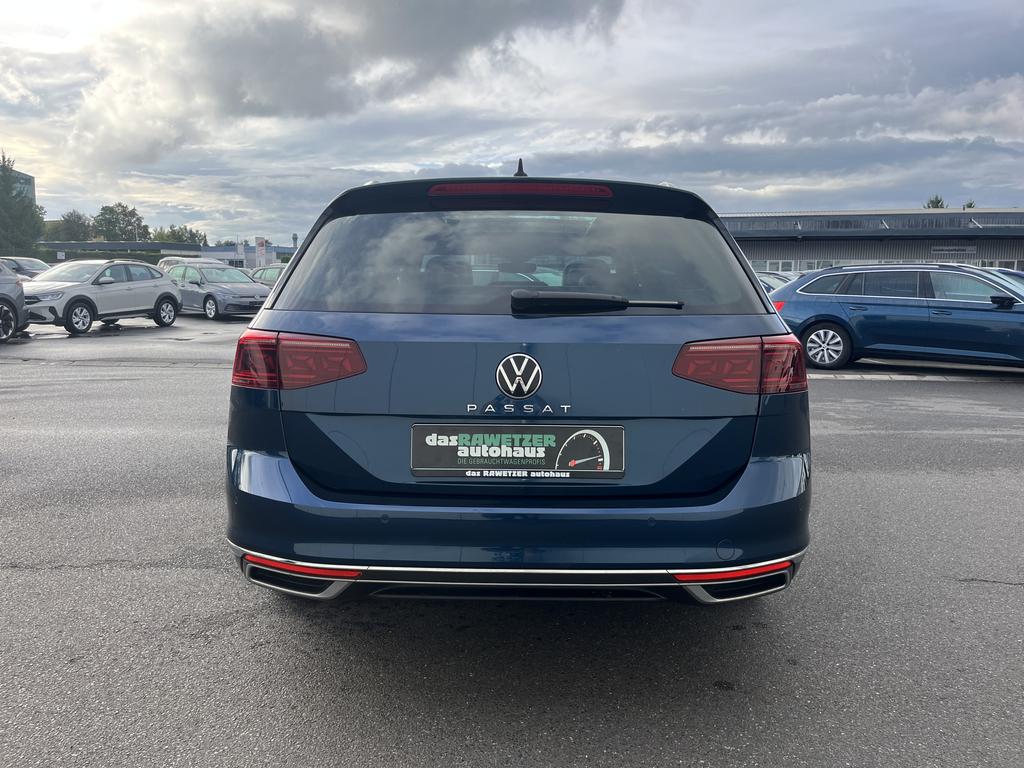 Volkswagen PASSAT VARIANT 2023 г. Синий, пробег 42940 км