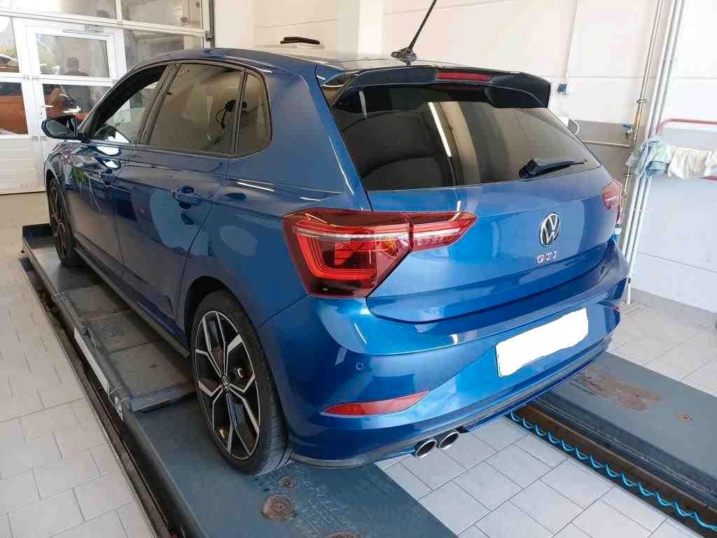 Volkswagen Polo 2024 г. Синий, пробег 26800 км