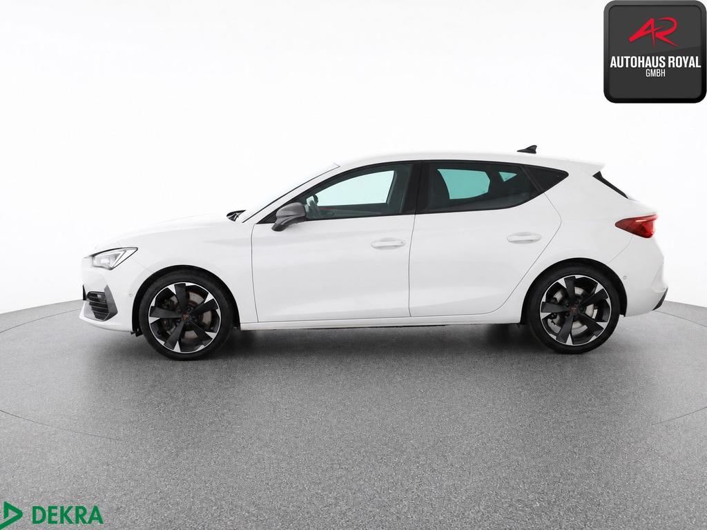 Cupra Leon 2022 г. Белый, пробег 42870 км