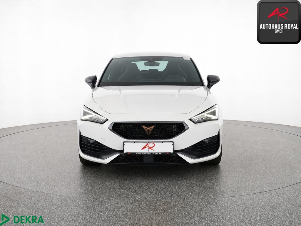 Cupra Leon 2022 г. Белый, пробег 42870 км