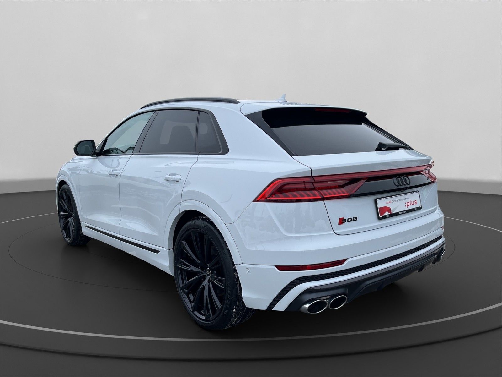 Audi SQ8 2022 г. Белый, пробег 43286 км