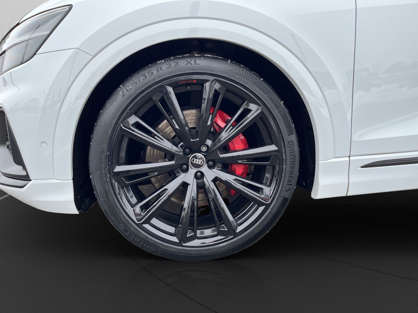 Audi SQ8 2022 г. Белый, пробег 43286 км