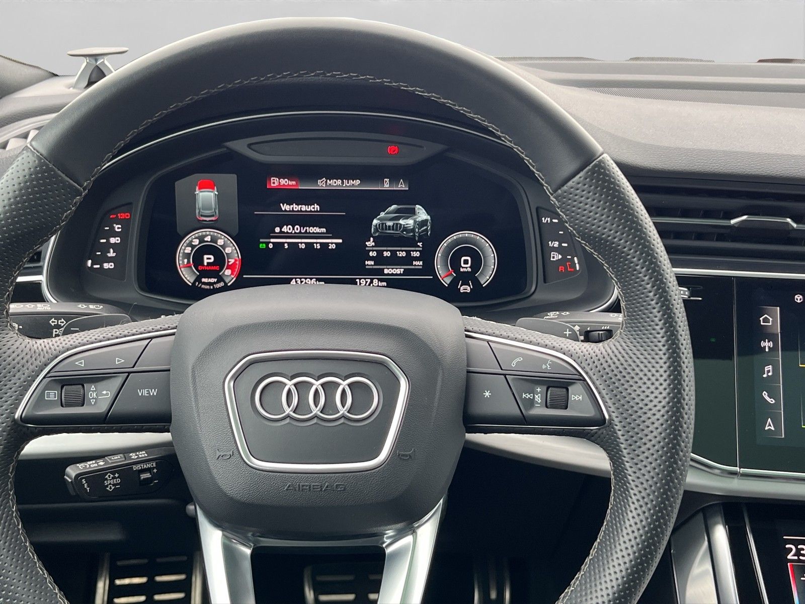 Audi SQ8 2022 г. Белый, пробег 43286 км
