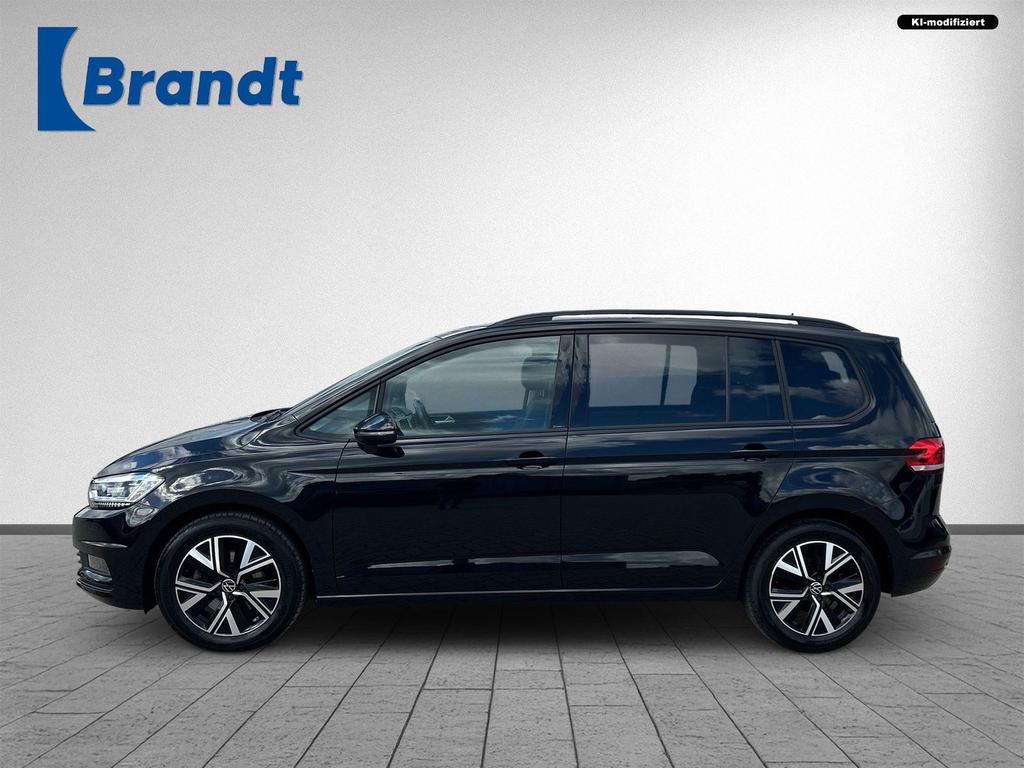Volkswagen Touran 2024 г. Чёрный, пробег 28620 км