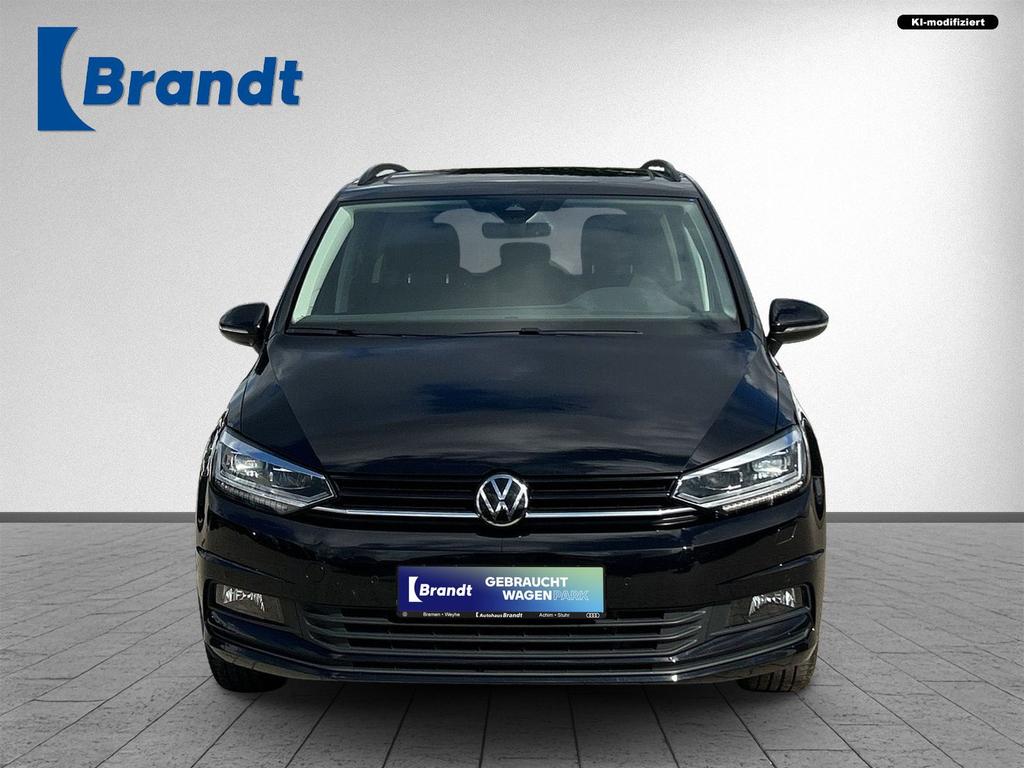 Volkswagen Touran 2024 г. Чёрный, пробег 28620 км