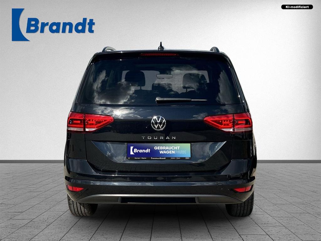 Volkswagen Touran 2024 г. Чёрный, пробег 28620 км