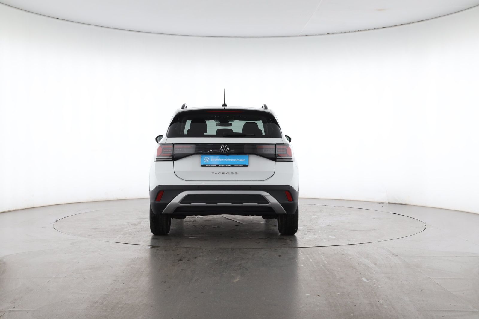 Volkswagen T-Cross 2025 г. Белый, пробег 27078 км