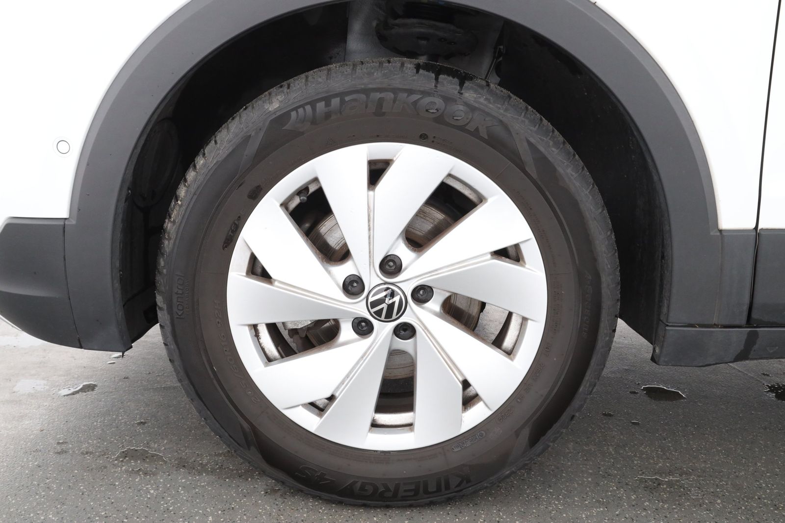Volkswagen T-Cross 2025 г. Белый, пробег 27078 км