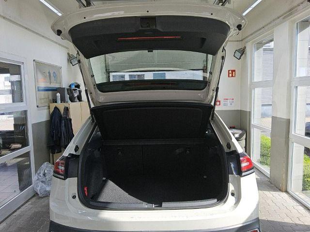 Volkswagen Taigo 2022 г. Серый, пробег 37822 км
