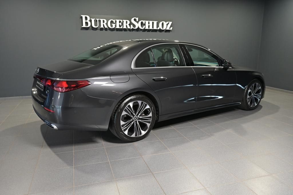 Mercedes-Benz E 220 2025 г. Серый, пробег 26927 км